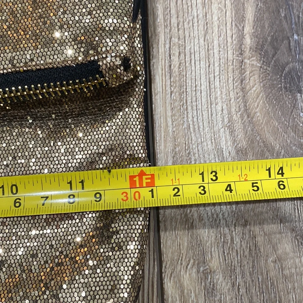 NWT VICTORIA’S SECRET Gold Sequin Fold Over Zipper Clutch Makeup B… - Picture 10 of 14